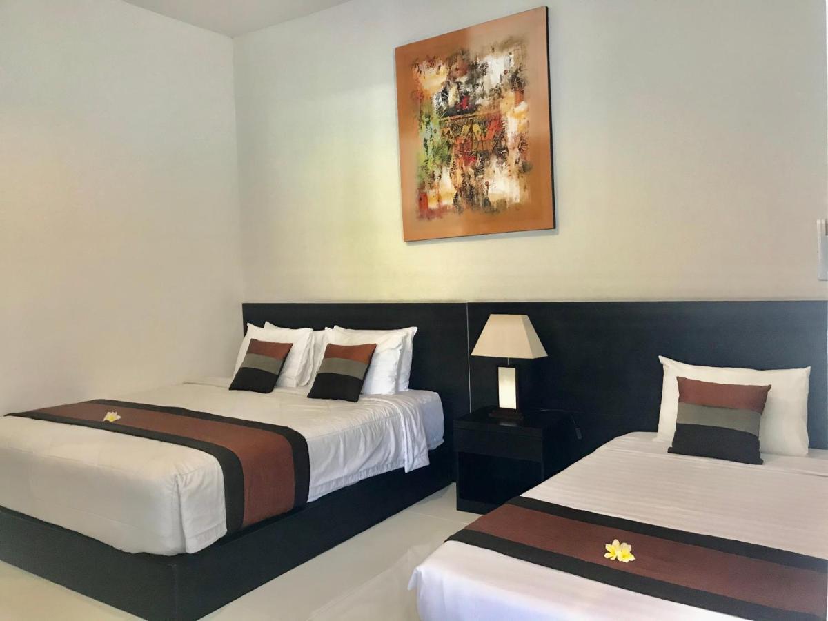 The Celuk Homestay Jimbaran  Ngoại thất bức ảnh