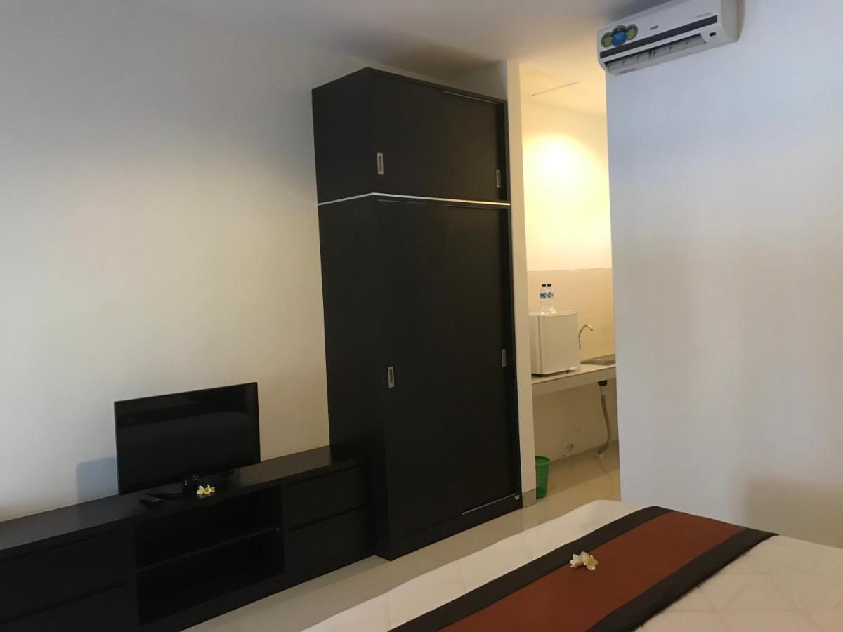 The Celuk Homestay Jimbaran  Ngoại thất bức ảnh