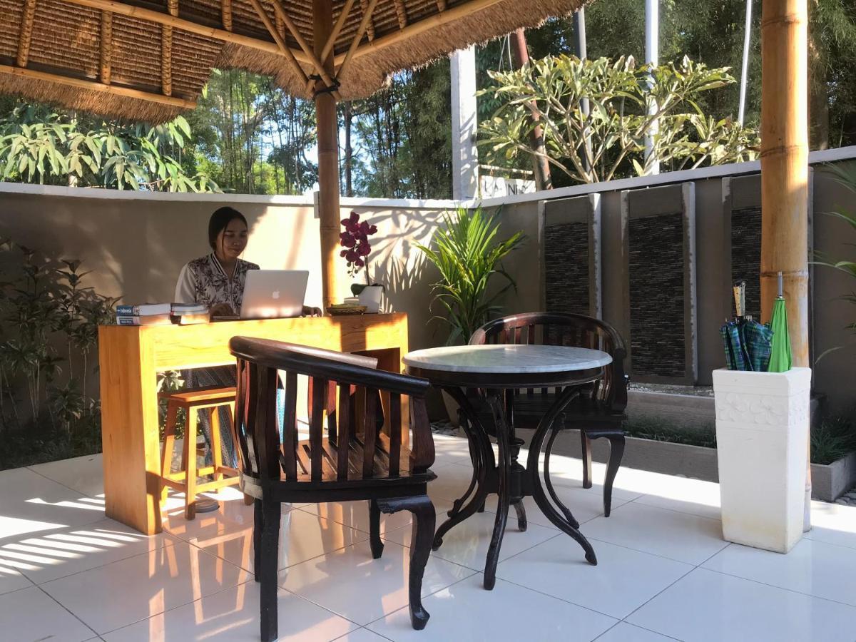 The Celuk Homestay Jimbaran  Ngoại thất bức ảnh