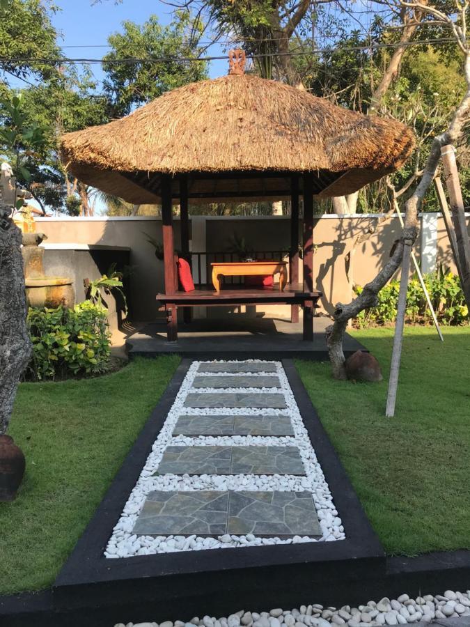 The Celuk Homestay Jimbaran  Ngoại thất bức ảnh