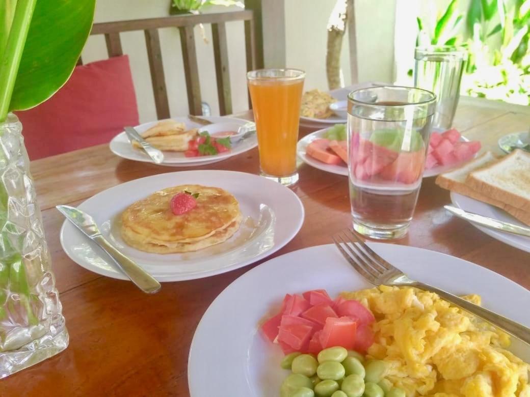 The Celuk Homestay Jimbaran  Ngoại thất bức ảnh